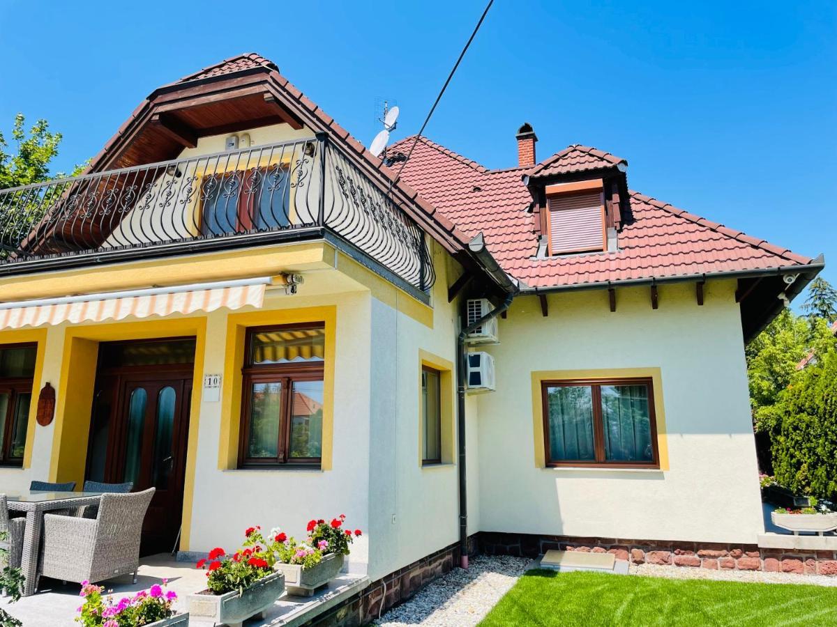 Mikes Deluxe Home Balatonfüred Esterno foto