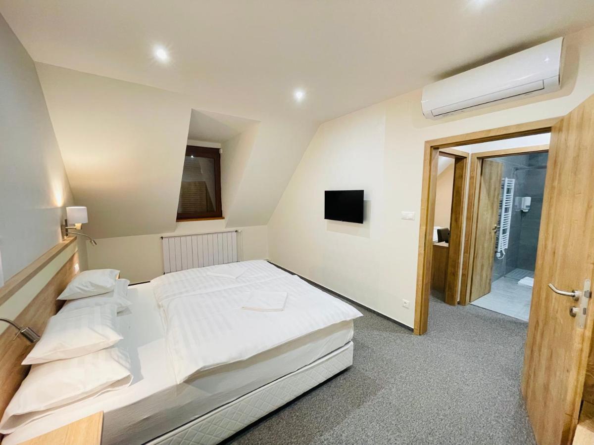 Mikes Deluxe Home Balatonfüred Esterno foto